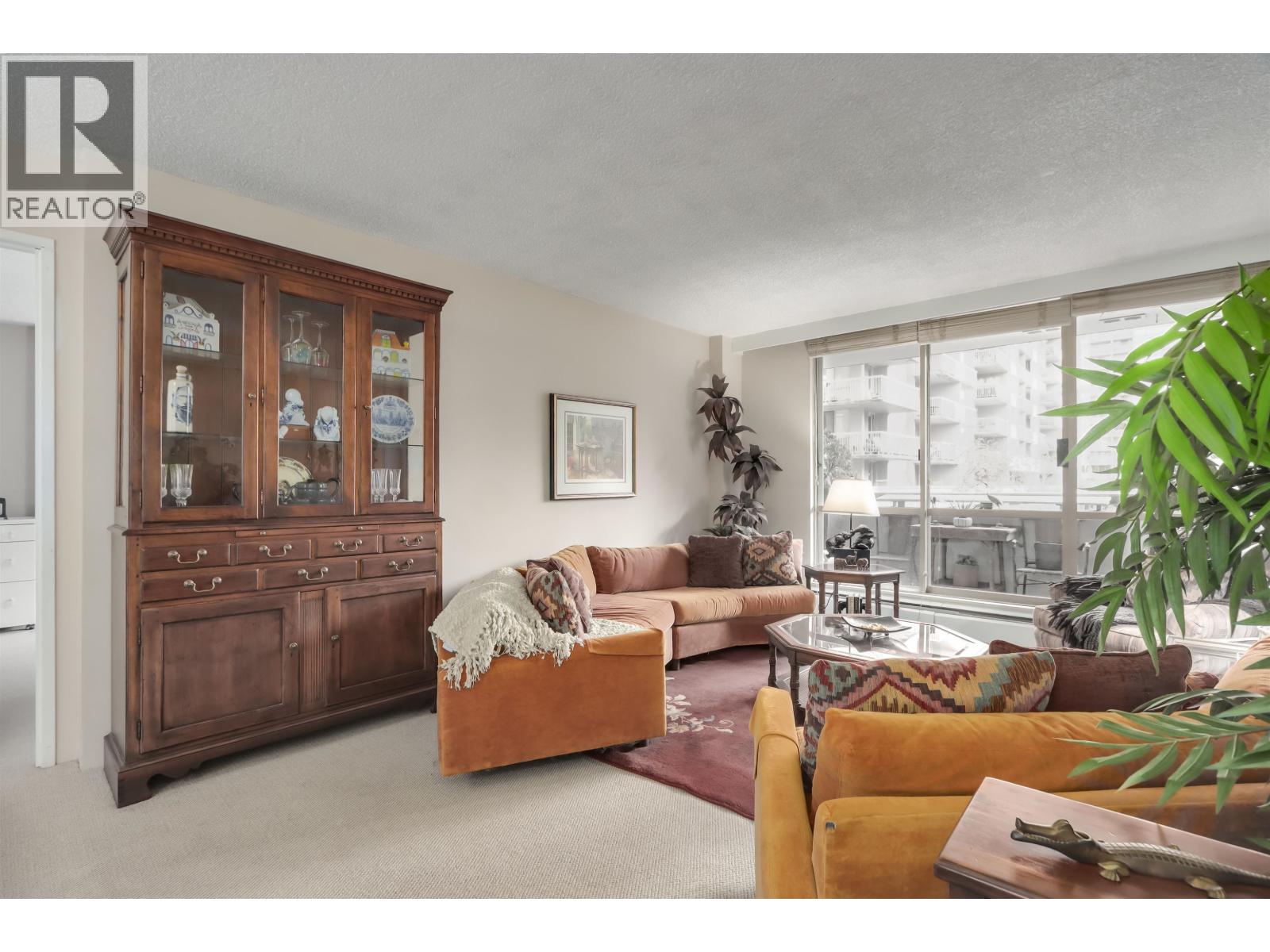 208 2016 Fullerton Avenue, North Vancouver, British Columbia V7P 3E6 - Photo 2 - R3067644