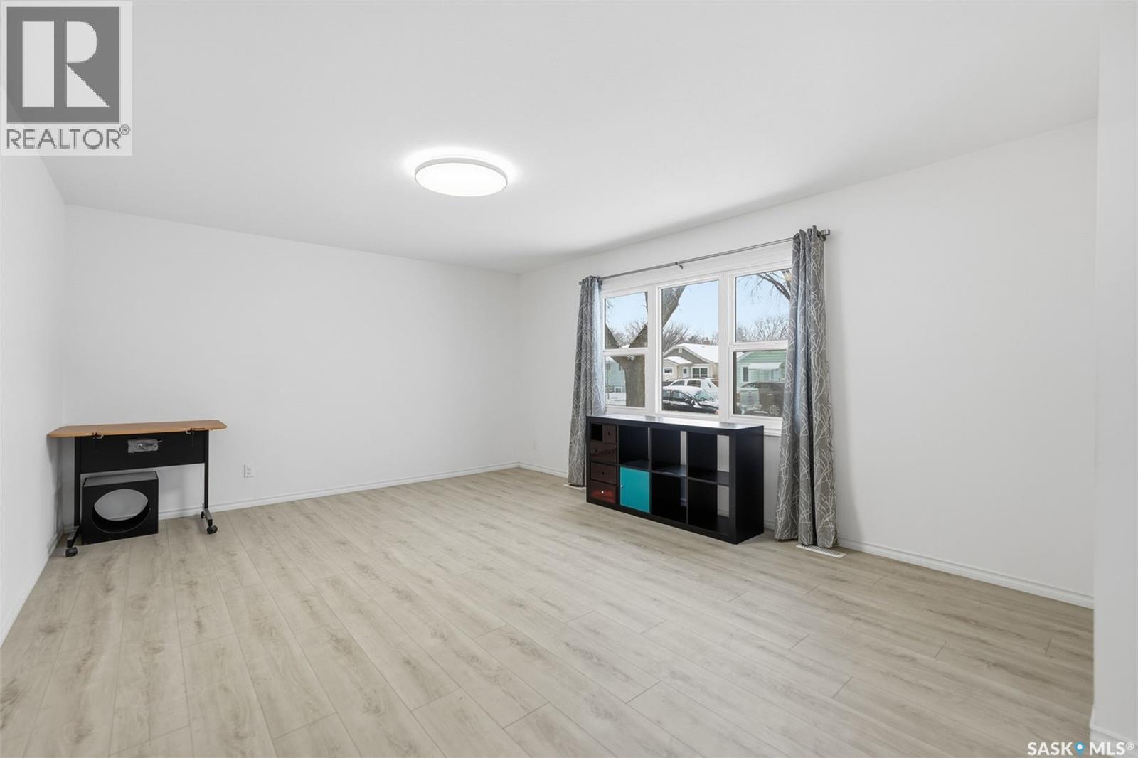 1211 D Avenue N, Saskatoon, Saskatchewan  S7L 1N9 - Photo 10 - SK024093