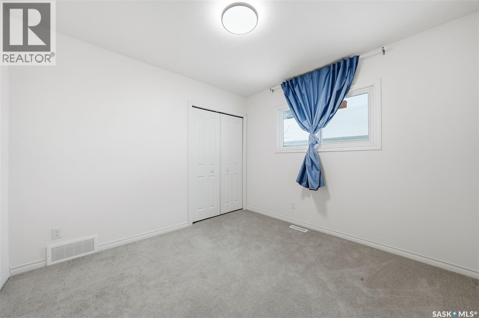 1211 D Avenue N, Saskatoon, Saskatchewan  S7L 1N9 - Photo 15 - SK024093