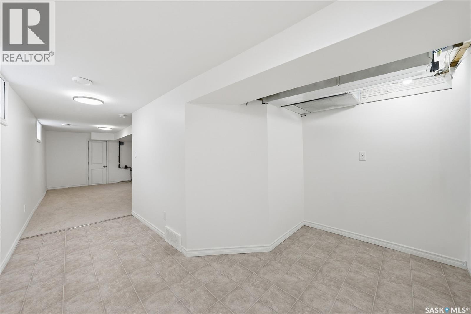 1211 D Avenue N, Saskatoon, Saskatchewan  S7L 1N9 - Photo 20 - SK024093