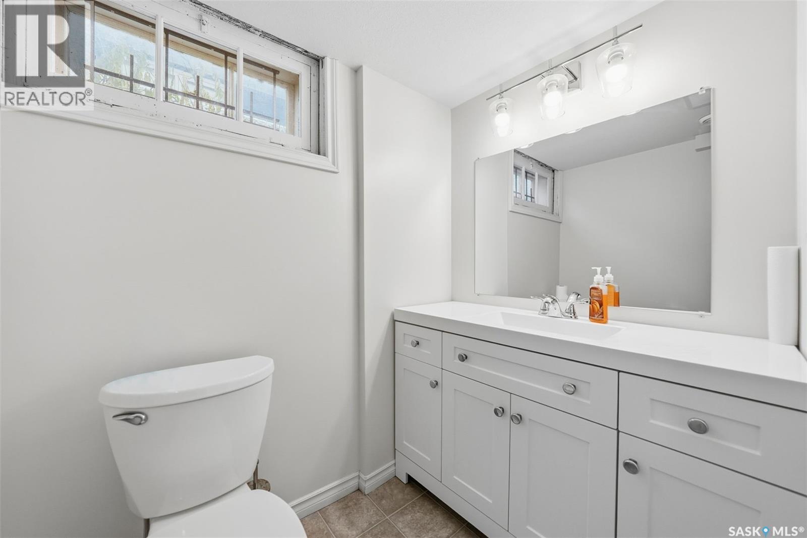 1211 D Avenue N, Saskatoon, Saskatchewan  S7L 1N9 - Photo 23 - SK024093