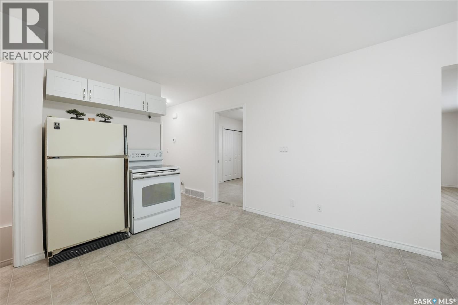 1211 D Avenue N, Saskatoon, Saskatchewan  S7L 1N9 - Photo 9 - SK024093