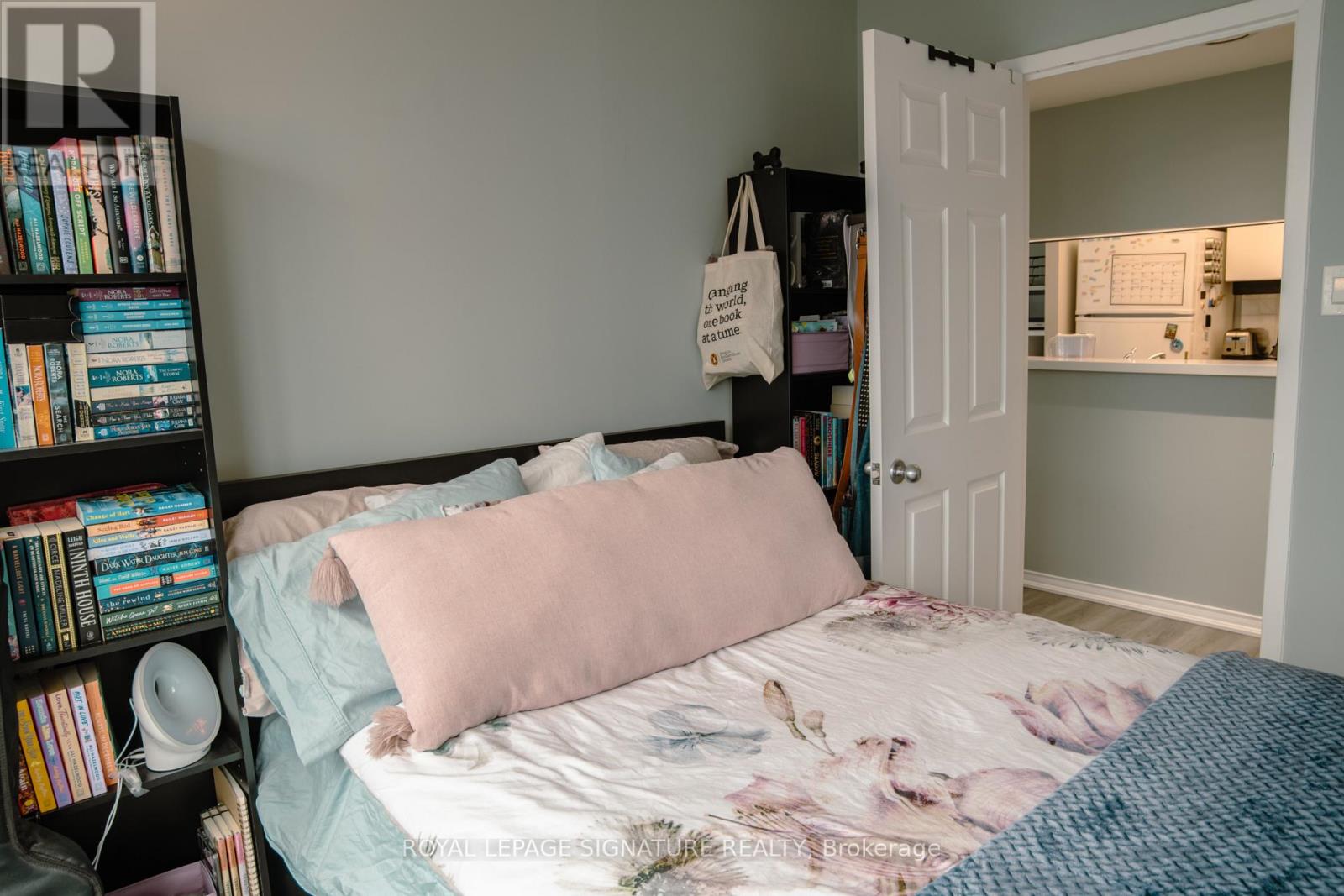 3602 - 77 Harbour Square, Toronto, Ontario  M5J 2S2 - Photo 17 - C12547512