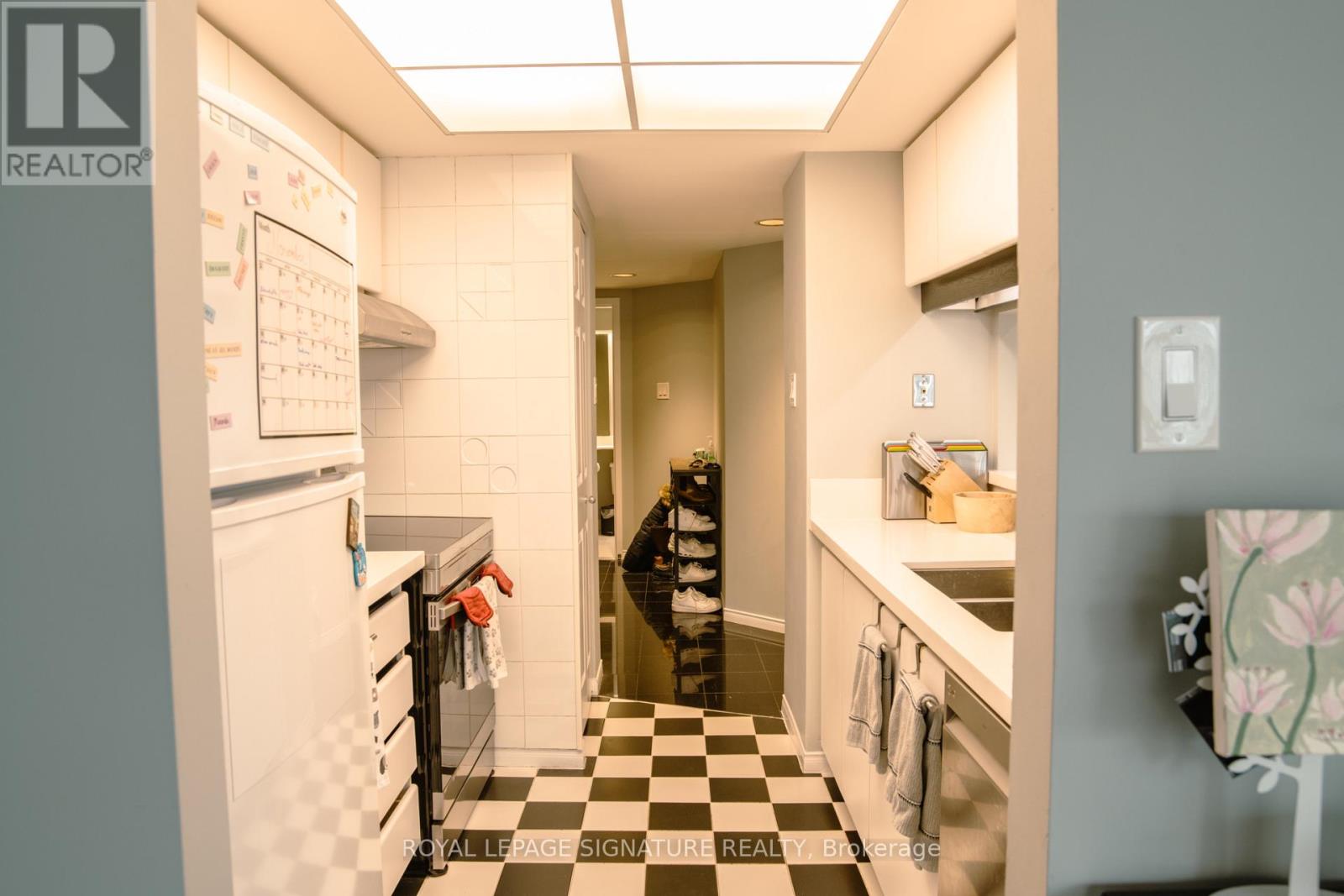 3602 - 77 Harbour Square, Toronto, Ontario  M5J 2S2 - Photo 24 - C12547512