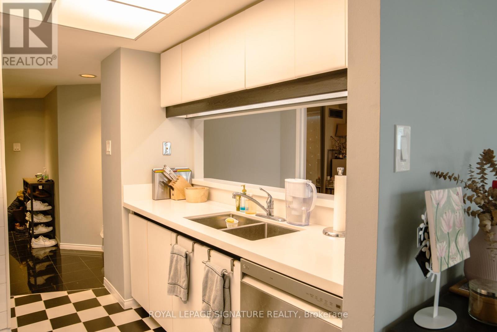 3602 - 77 Harbour Square, Toronto, Ontario  M5J 2S2 - Photo 26 - C12547512