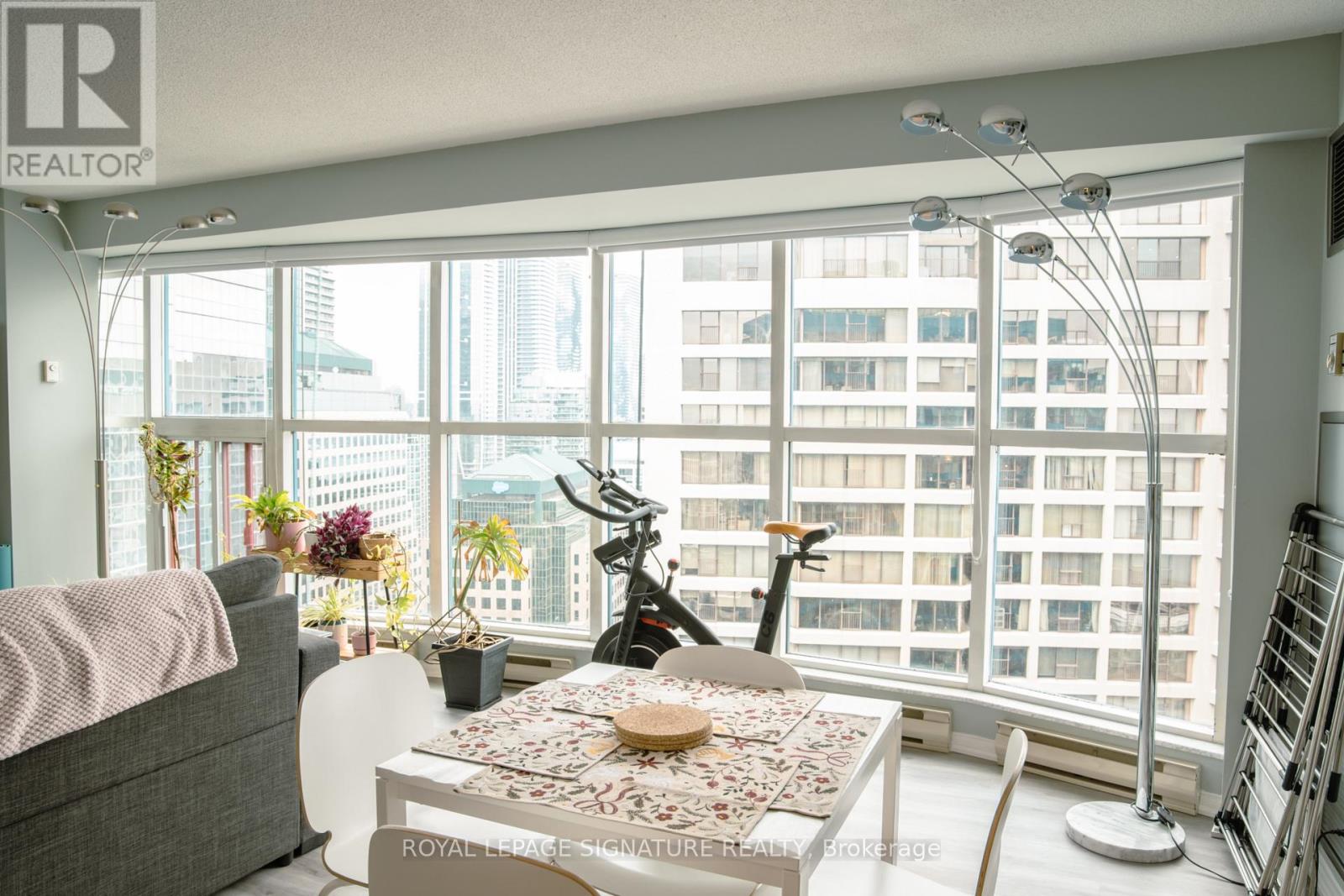 3602 - 77 Harbour Square, Toronto, Ontario  M5J 2S2 - Photo 3 - C12547512