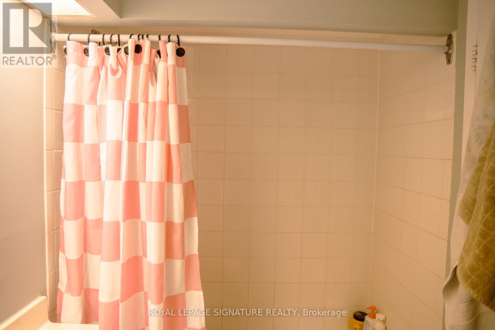 3602 - 77 Harbour Square, Toronto, Ontario  M5J 2S2 - Photo 31 - C12547512