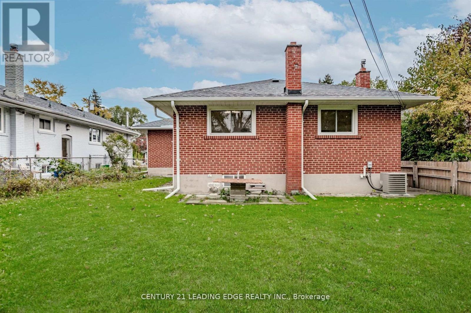 112 Wyndcliff Crescent, Toronto, Ontario  M4A 2K3 - Photo 38 - C12547524