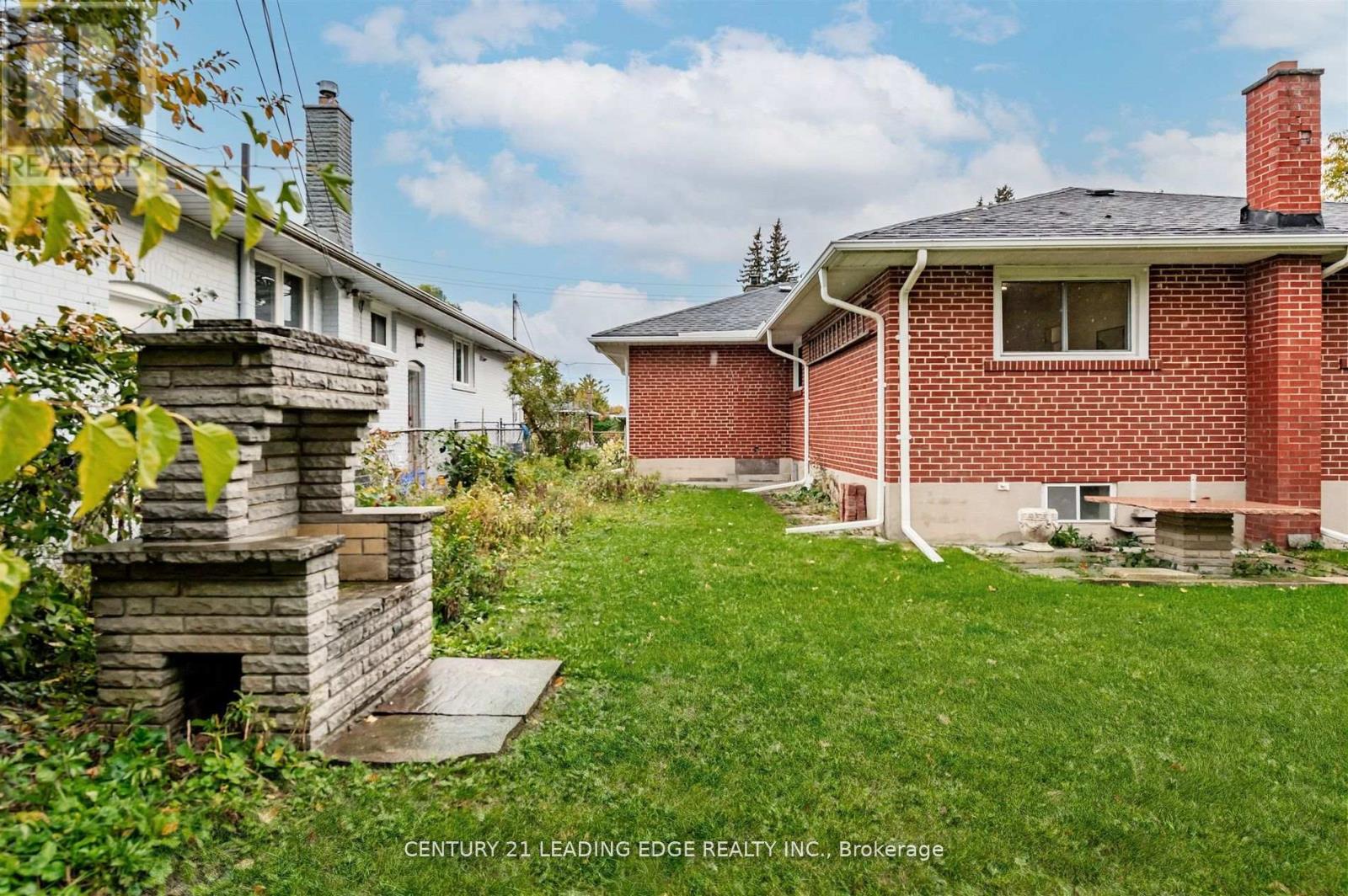 112 Wyndcliff Crescent, Toronto, Ontario  M4A 2K3 - Photo 39 - C12547524