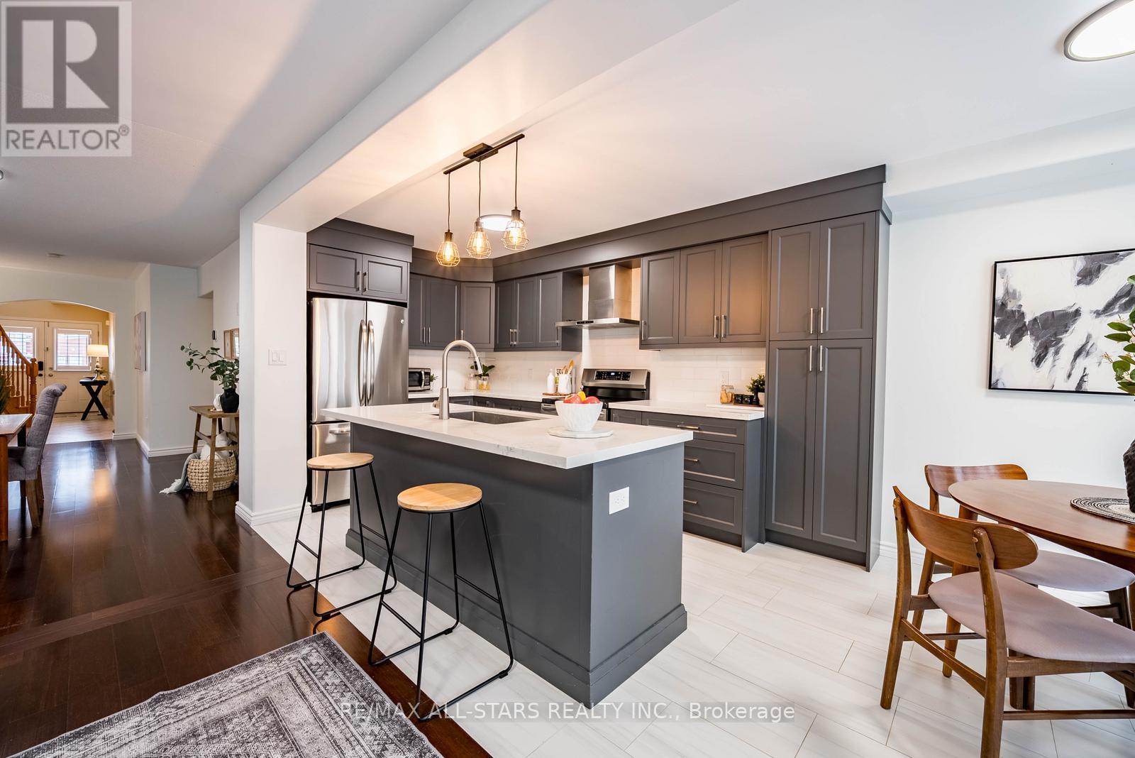 153 Dougherty Crescent, Whitchurch-Stouffville, Ontario L4A 0A7 - Photo 14 - N12547516