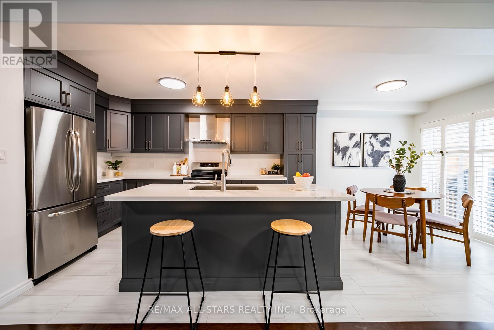 153 Dougherty Crescent, Whitchurch-Stouffville, Ontario L4A 0A7 - Photo 15 - N12547516