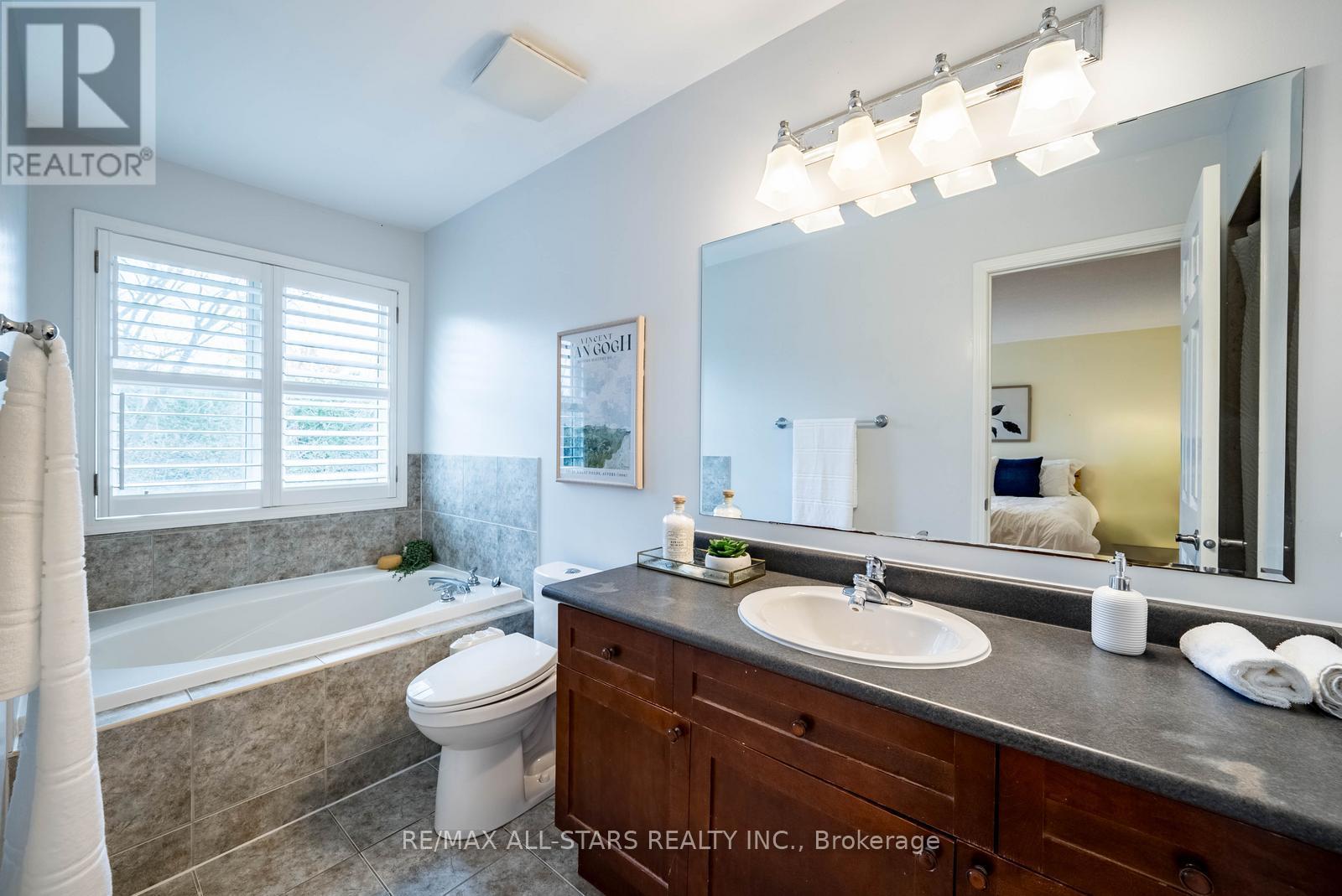 153 Dougherty Crescent, Whitchurch-Stouffville, Ontario L4A 0A7 - Photo 32 - N12547516