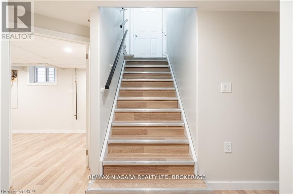 Lower - 7121 Dorchester Road, Niagara Falls, Ontario L2G 5V7 - Photo 3 - X12547568