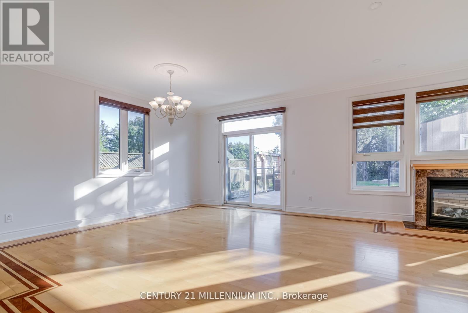 5230 Creditview Road, Mississauga, Ontario  L6W 2B3 - Photo 10 - W12547518