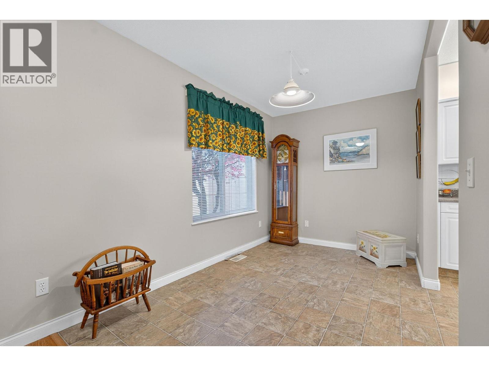 1800 Parkview Crescent Unit# 10 Lot# 10, Kelowna, British Columbia  V1X 7G6 - Photo 7 - 10369183