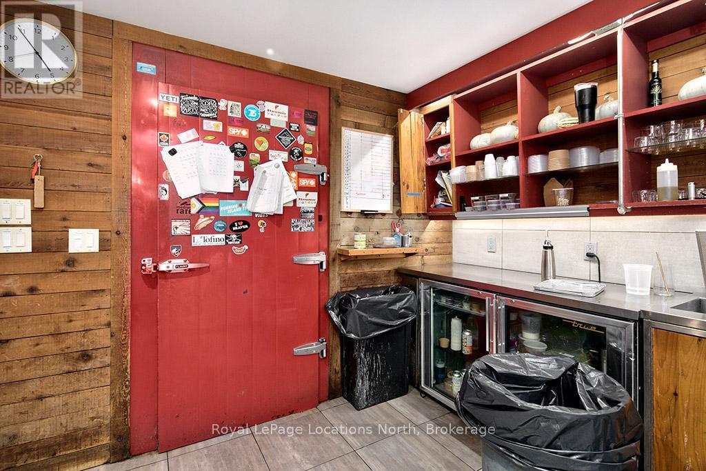 8 Bruce Street S, Blue Mountains, Ontario  N0H 2P0 - Photo 27 - X12547576