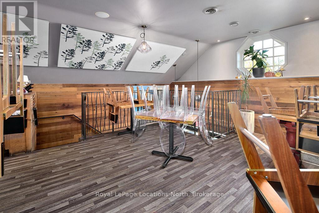 8 Bruce Street S, Blue Mountains, Ontario  N0H 2P0 - Photo 33 - X12547576