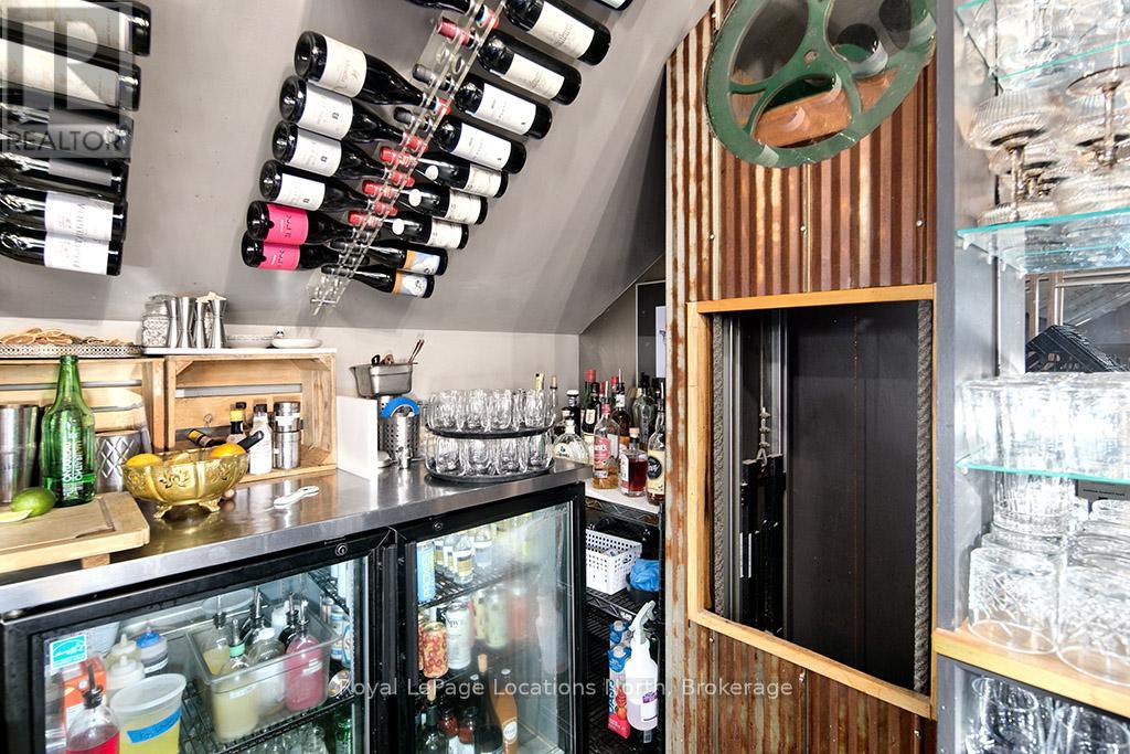 8 Bruce Street S, Blue Mountains, Ontario  N0H 2P0 - Photo 37 - X12547576