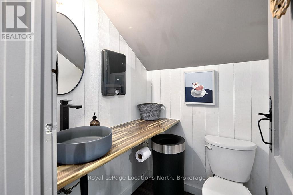 8 Bruce Street S, Blue Mountains, Ontario  N0H 2P0 - Photo 39 - X12547576