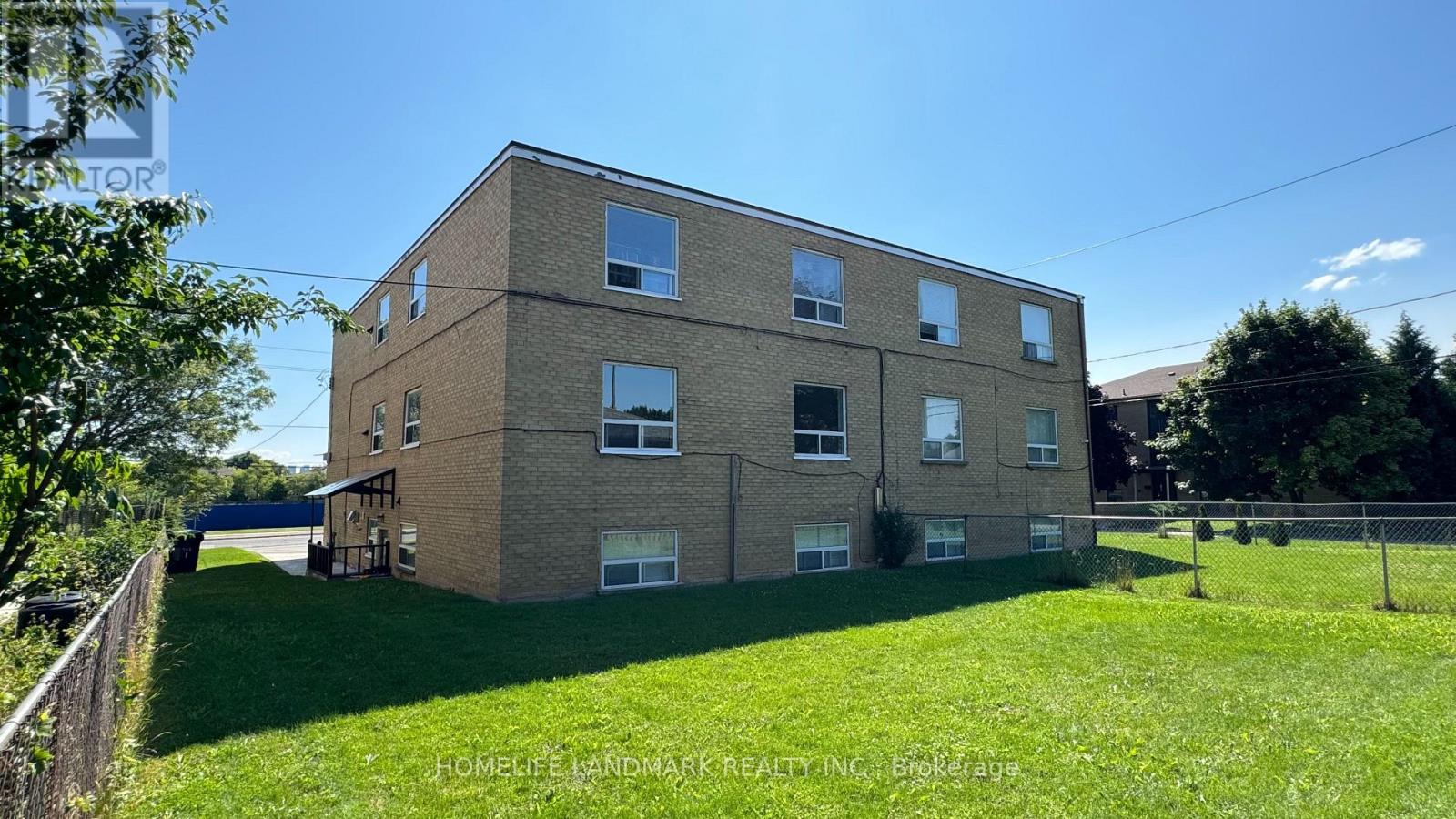 242 Wilmington Avenue, Toronto, Ontario  M3H 5K3 - Photo 14 - C12544886