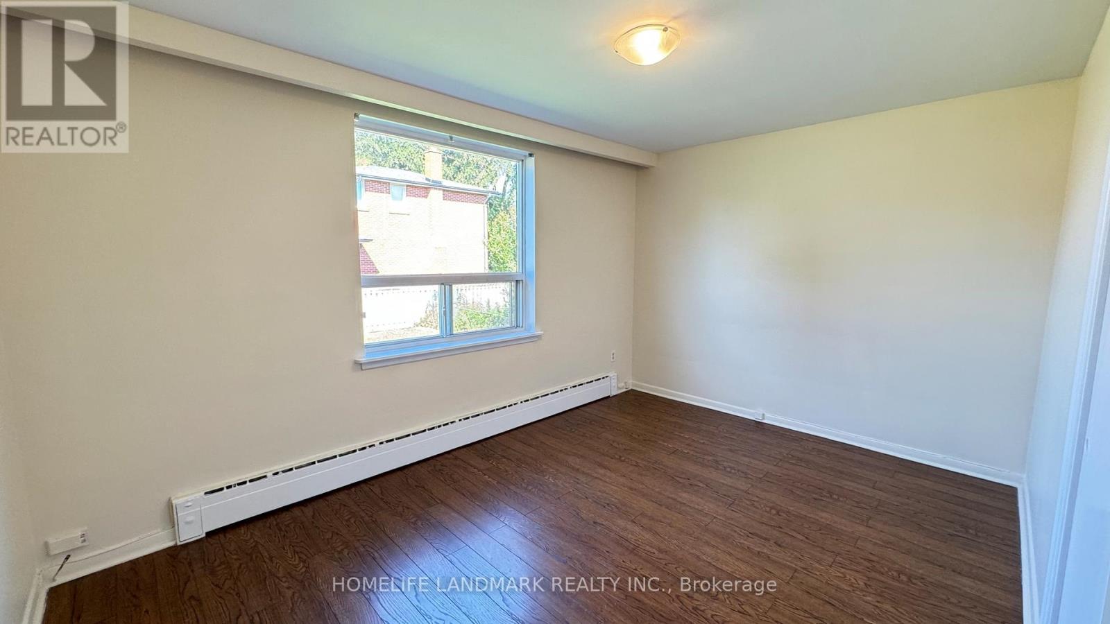 242 Wilmington Avenue, Toronto, Ontario  M3H 5K3 - Photo 8 - C12544886