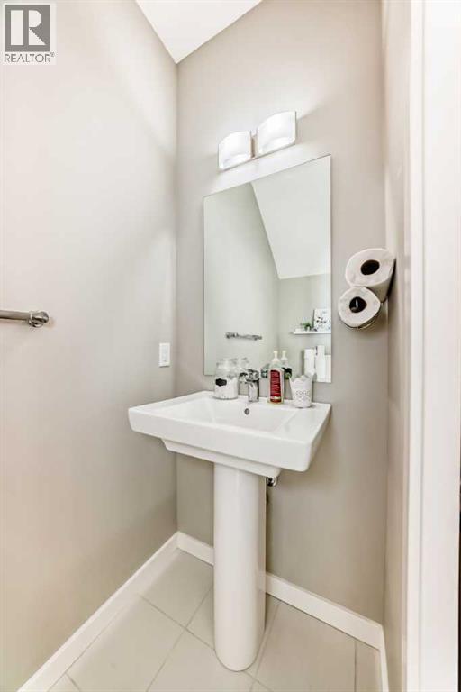 84 Copperstone Villas Se, Calgary, Alberta  T2Z 5E3 - Photo 14 - A2266206