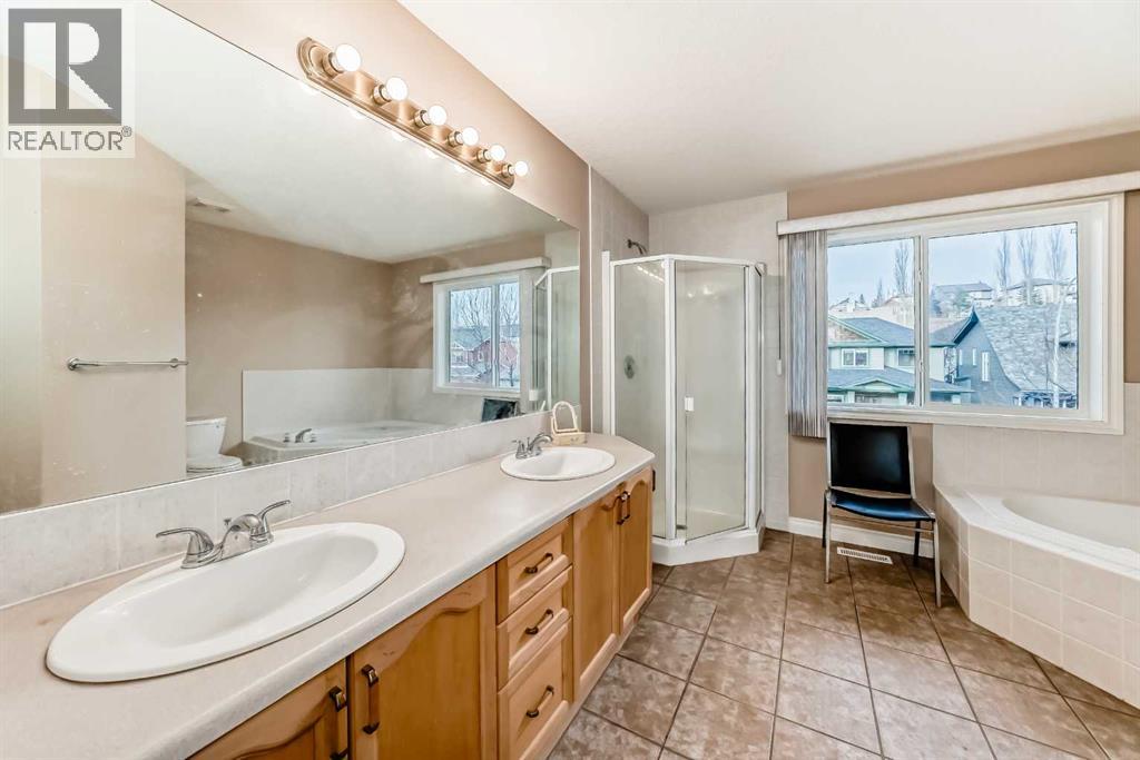 60 Hidden Creek Road Nw, Calgary, Alberta  T3A 6E7 - Photo 22 - A2269268