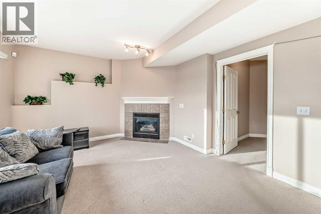 60 Hidden Creek Road Nw, Calgary, Alberta  T3A 6E7 - Photo 29 - A2269268