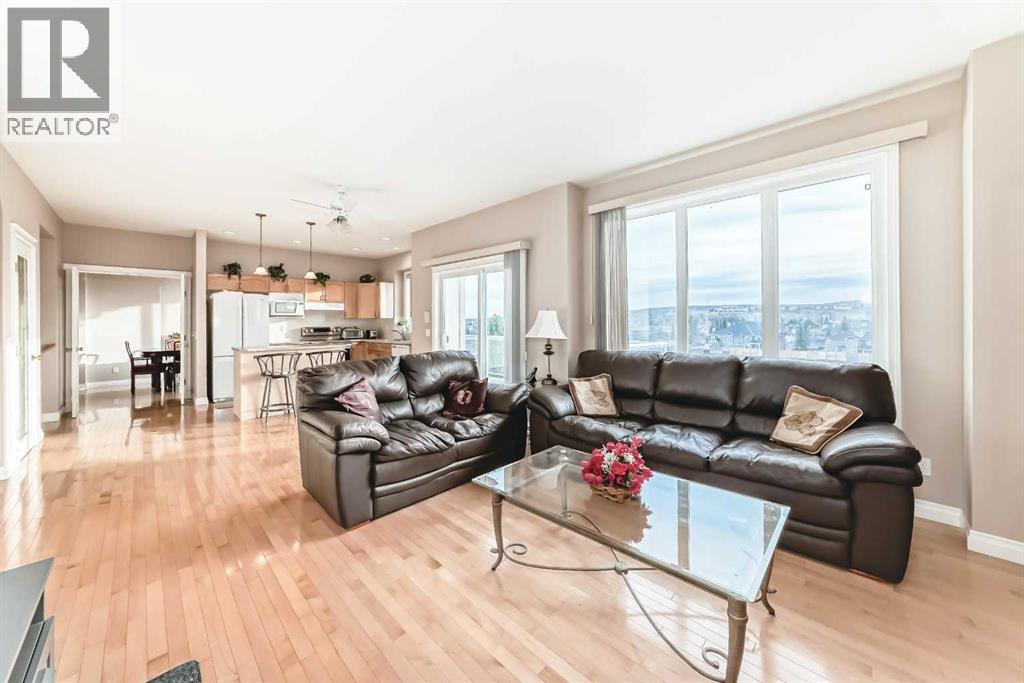 60 Hidden Creek Road Nw, Calgary, Alberta  T3A 6E7 - Photo 8 - A2269268