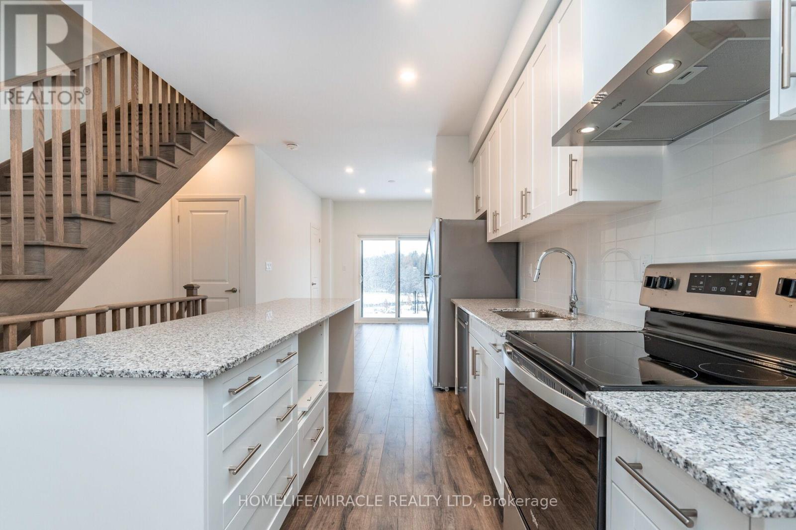 1724 Pleasure Valley Path, Oshawa, Ontario  L1G 0E3 - Photo 13 - E12547534