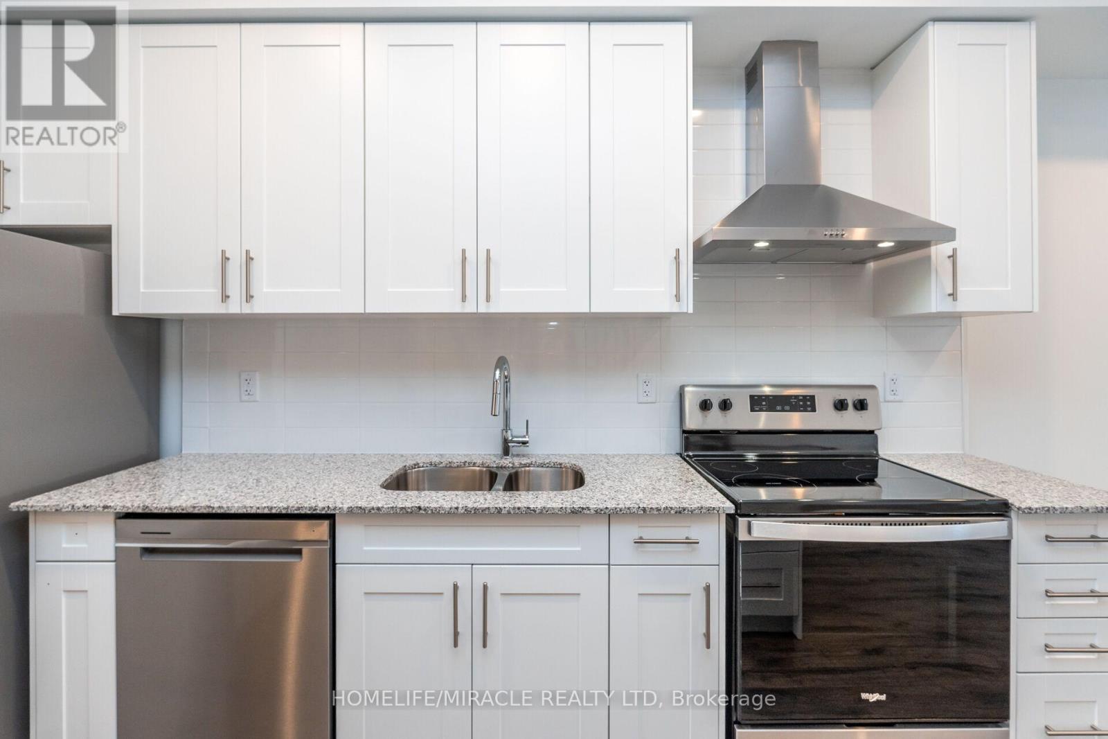 1724 Pleasure Valley Path, Oshawa, Ontario  L1G 0E3 - Photo 6 - E12547534