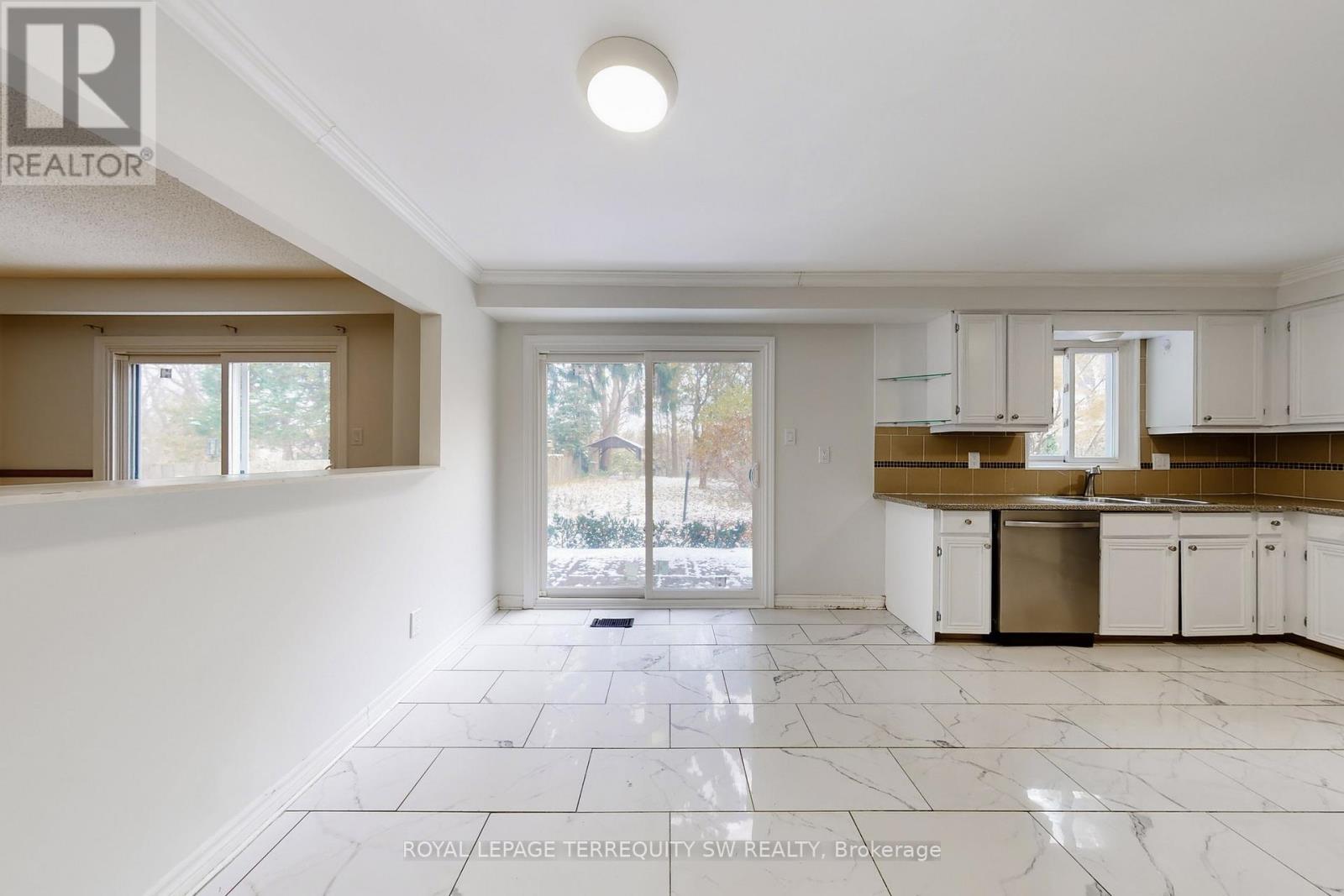 327a Beechgrove Drive, Toronto, Ontario  M1E 4A2 - Photo 10 - E12547544