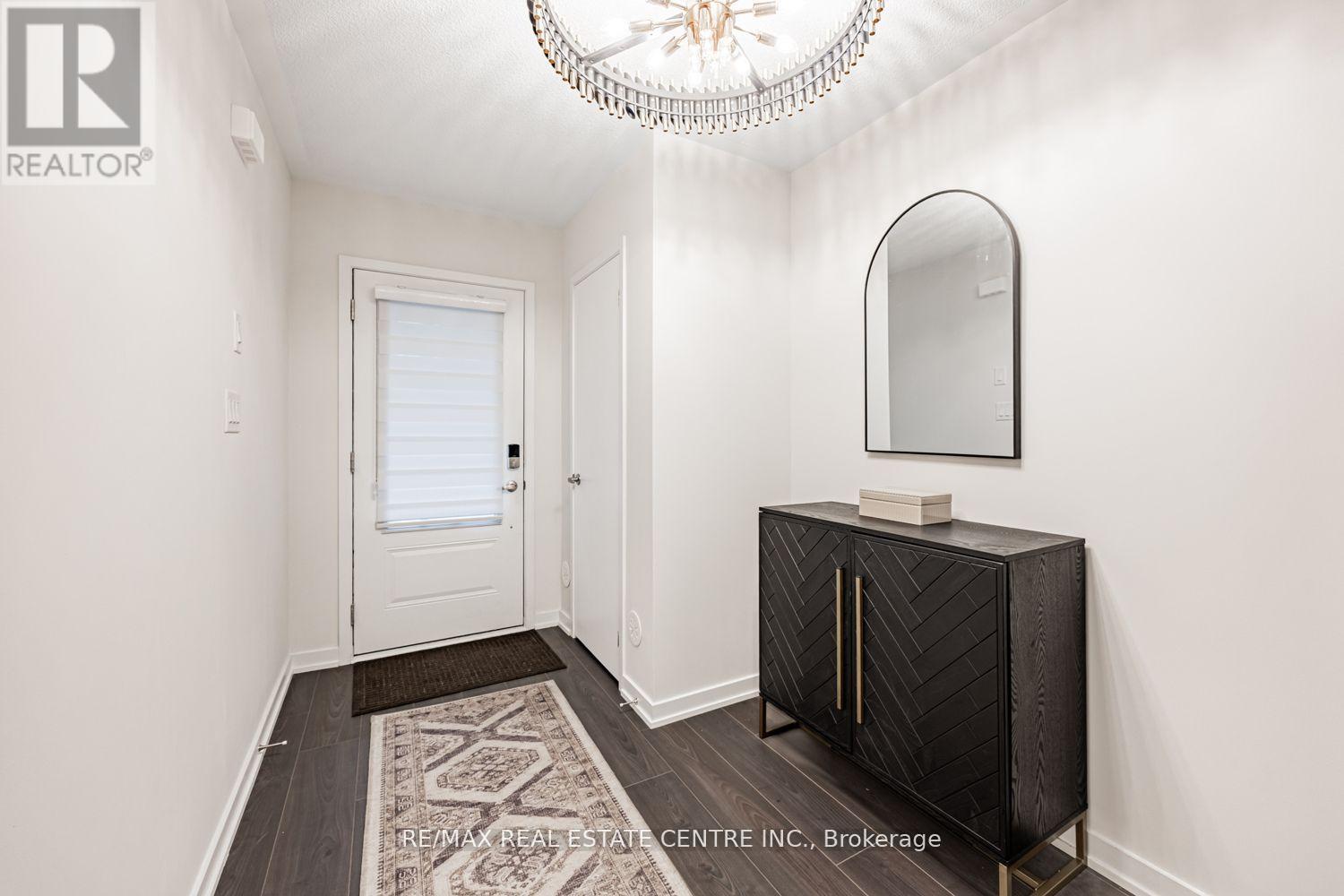 1310 Bradenton Path, Oshawa, Ontario  L1K 1H2 - Photo 4 - E12547578