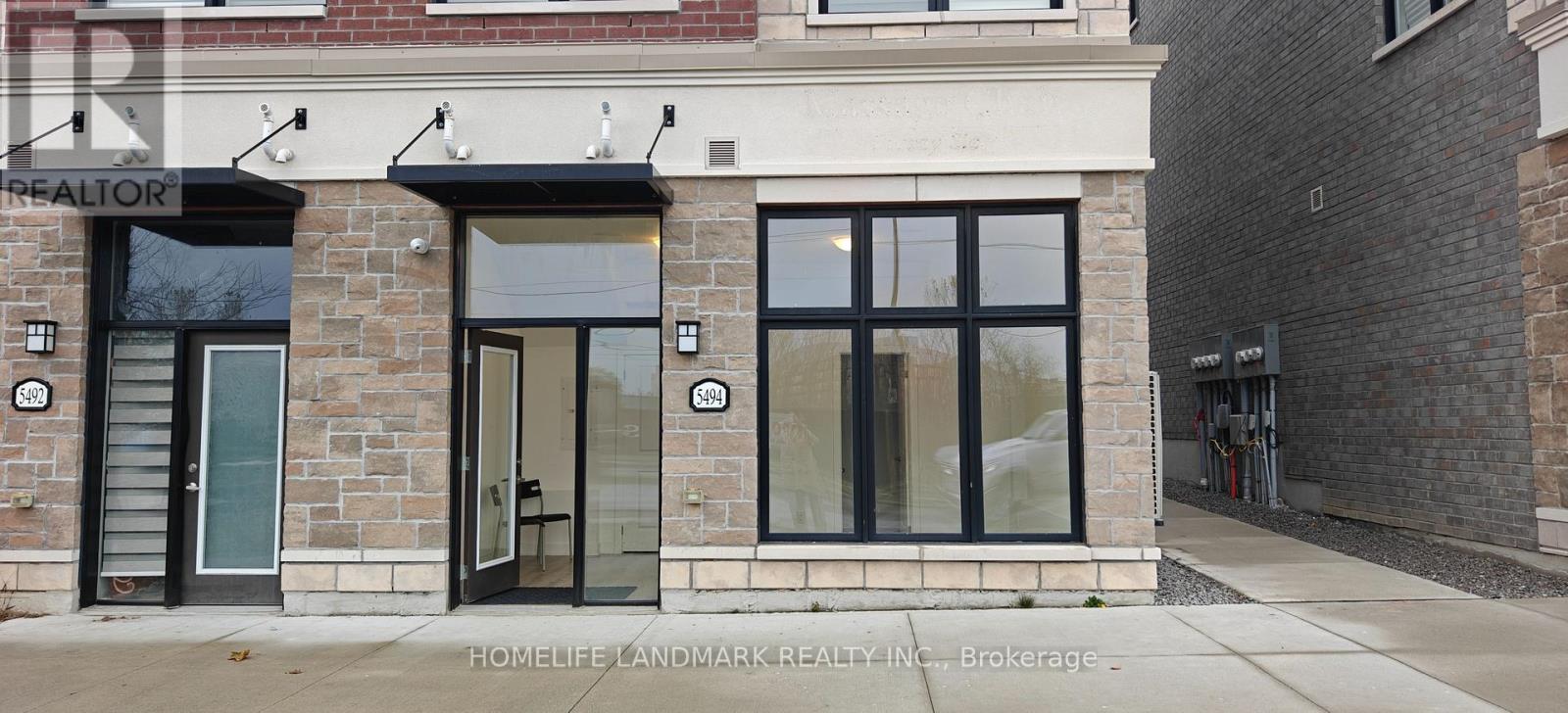 5494 MAIN STREET, Whitchurch-Stouffville, Ontario