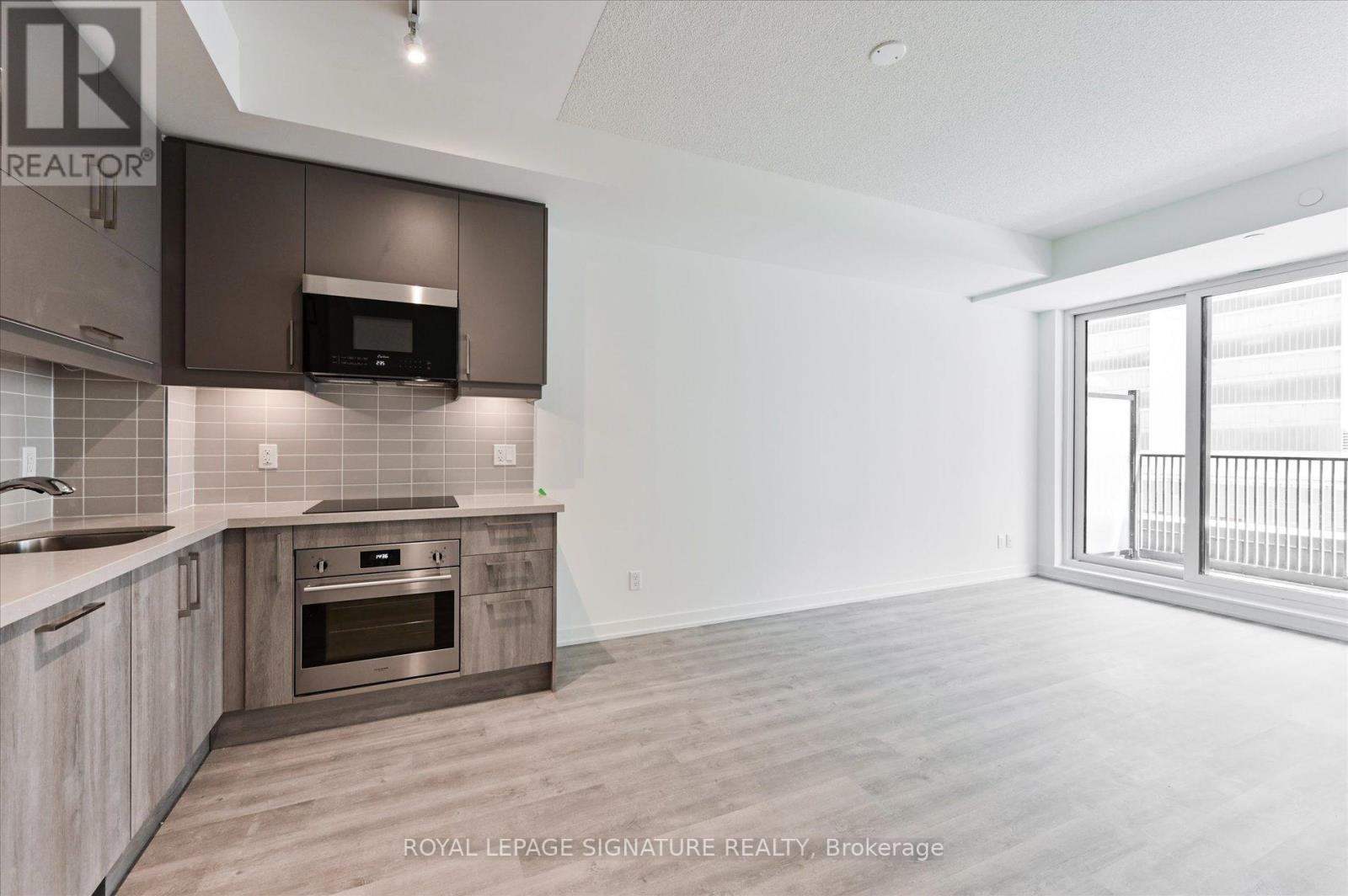 C315 - 38 Simcoe Promenade, Markham, Ontario  L6G 1B3 - Photo 12 - N12547584