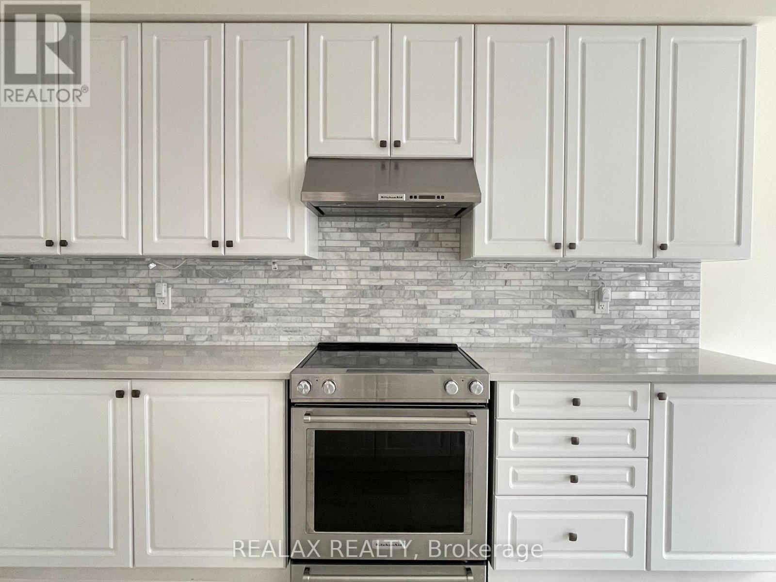 95 William F Bell Parkway, Richmond Hill, Ontario L4S 0K7 - Photo 7 - N12547594