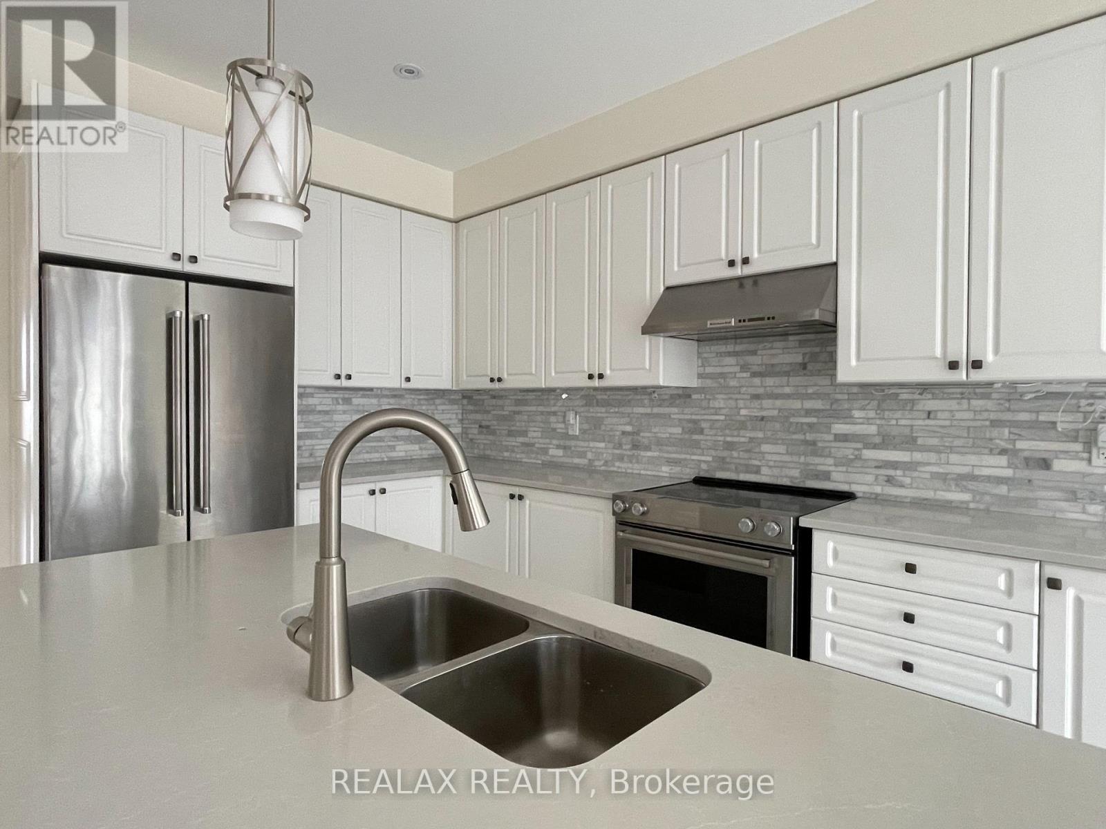 95 William F Bell Parkway, Richmond Hill, Ontario L4S 0K7 - Photo 8 - N12547594