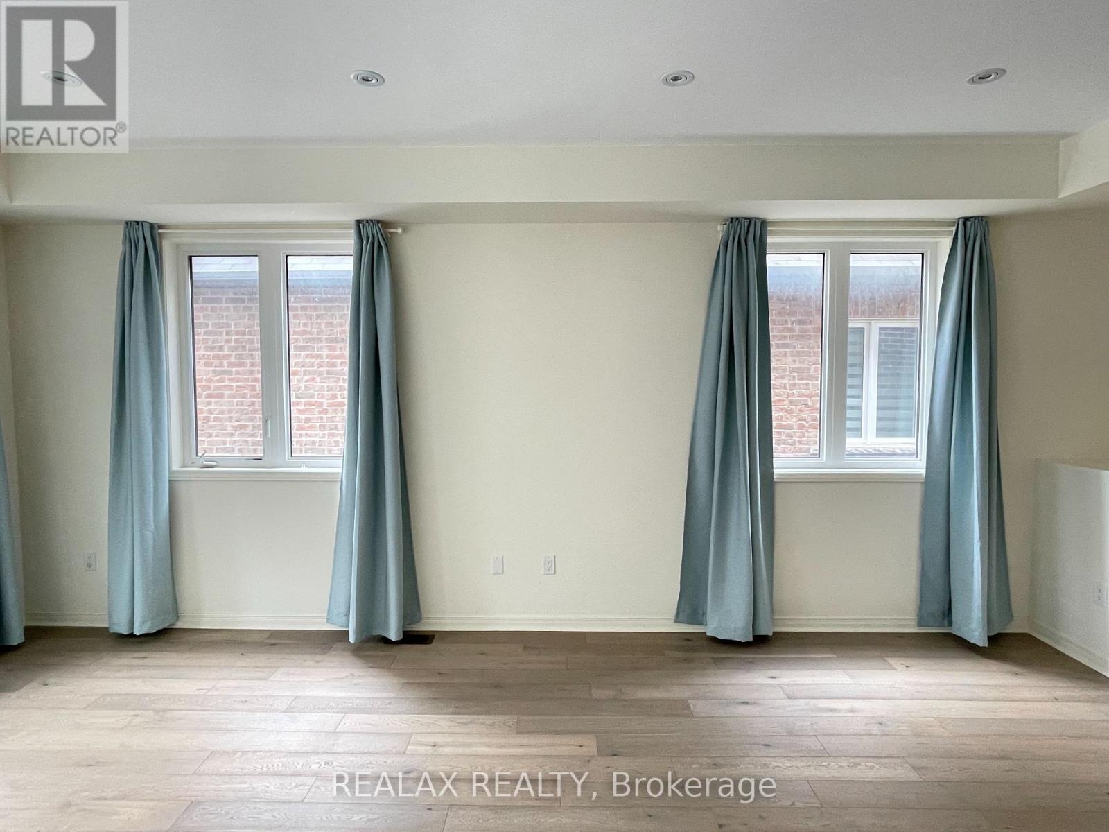 95 William F Bell Parkway, Richmond Hill, Ontario L4S 0K7 - Photo 9 - N12547594