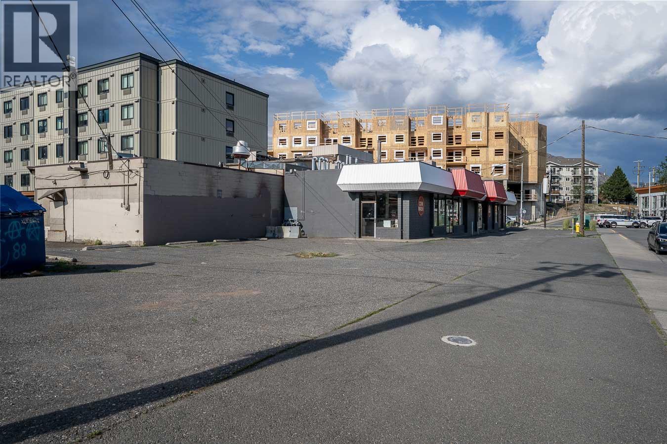 303 Tranquille Road, Kamloops, British Columbia  V2B 3G4 - Photo 5 - 10369372