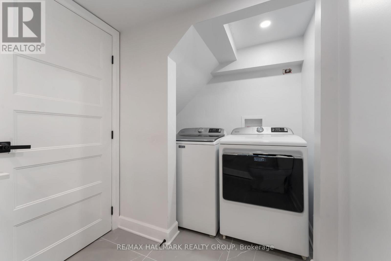 1796 Saunderson Drive, Ottawa, Ontario K1G 2C2 - Photo 20 - X12541448