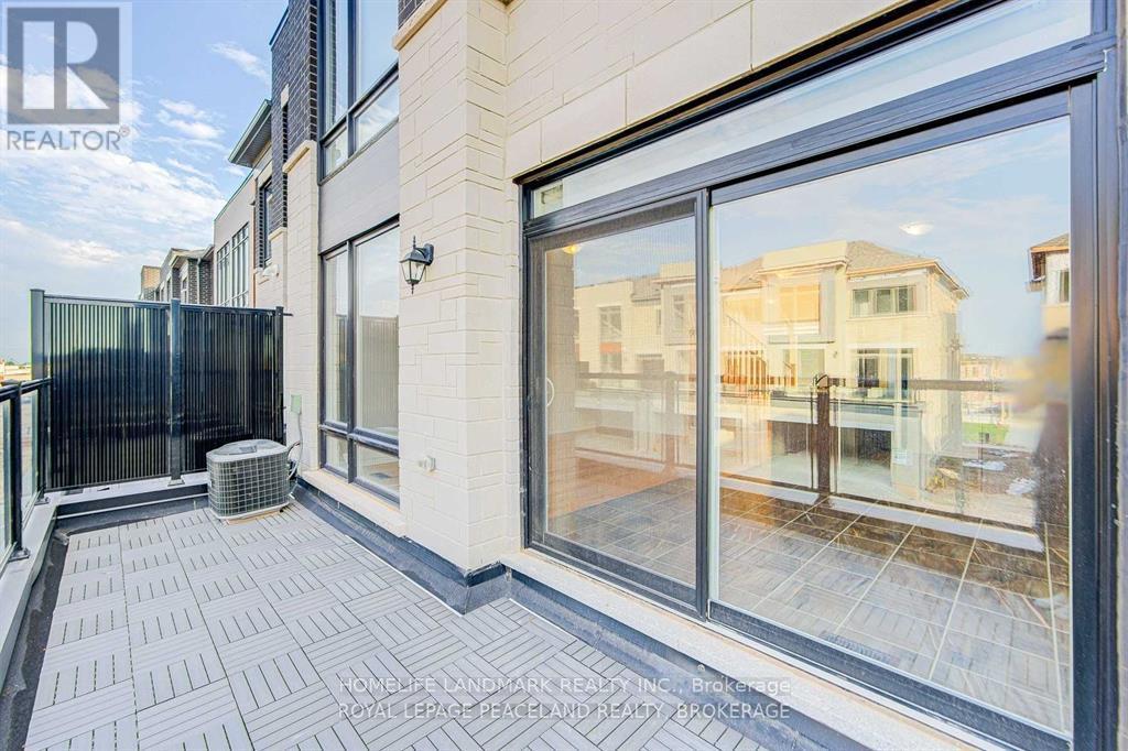 2485 Badger Crescent, Oakville, Ontario L6M 5L9 - Photo 13 - W12547550