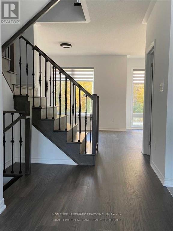 2485 Badger Crescent, Oakville, Ontario L6M 5L9 - Photo 7 - W12547550