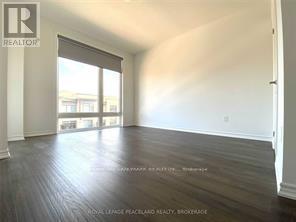 Unit 7 - 2485 Badger Crescent, Oakville, Ontario L6M 5L9 - Photo 8 - W12547554