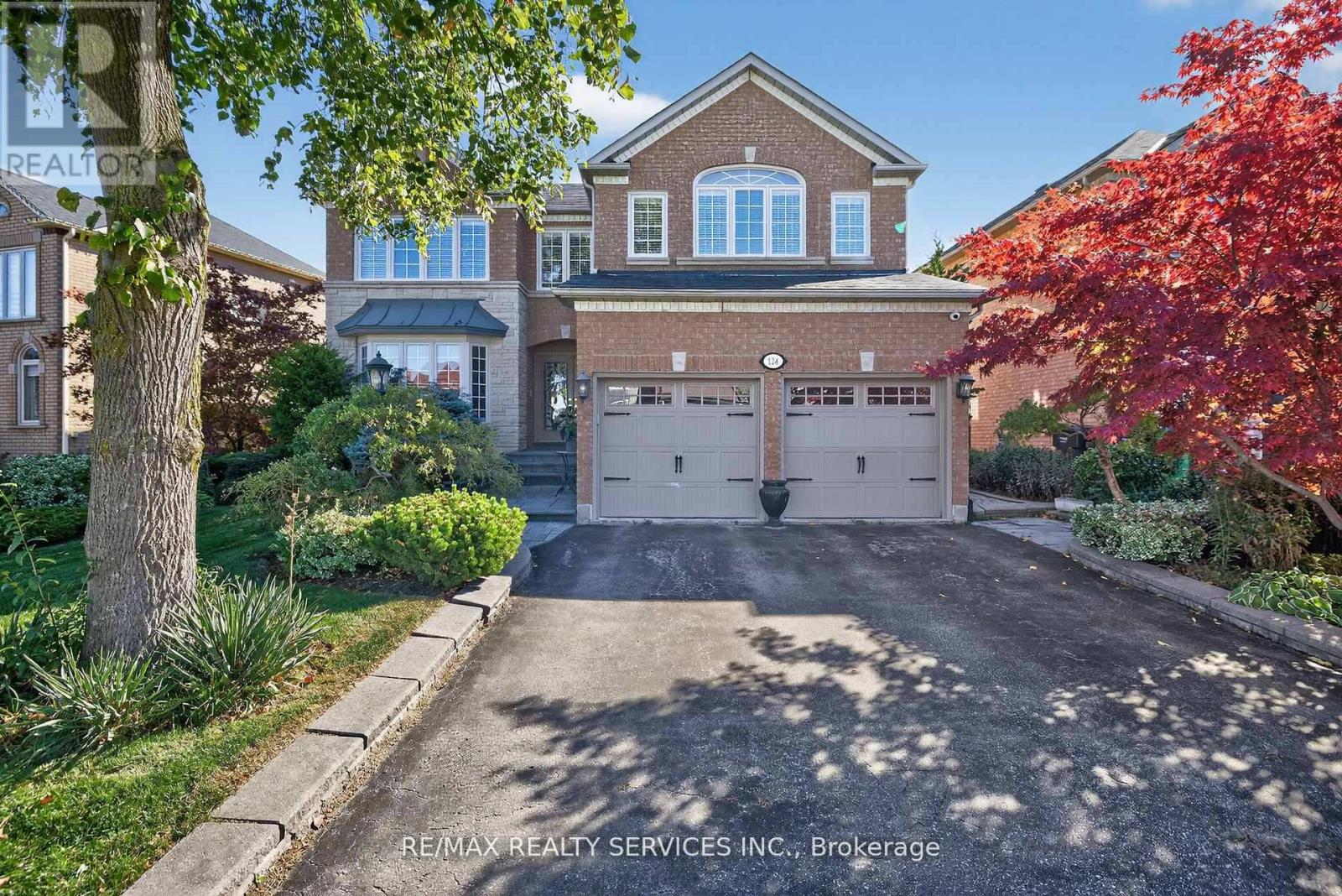 124 ROYAL VALLEY DRIVE, Caledon, Ontario