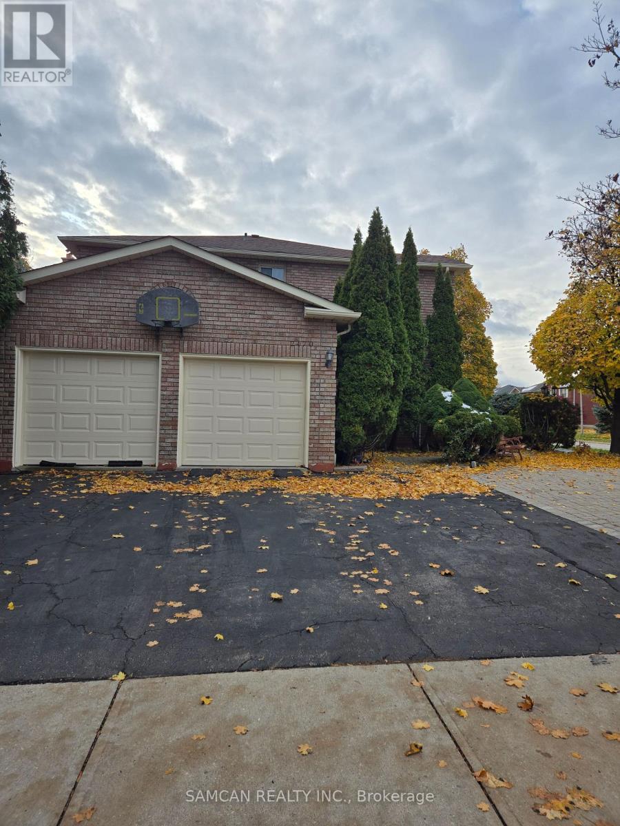 2 - 2470 WYNTEN WAY, Oakville, Ontario