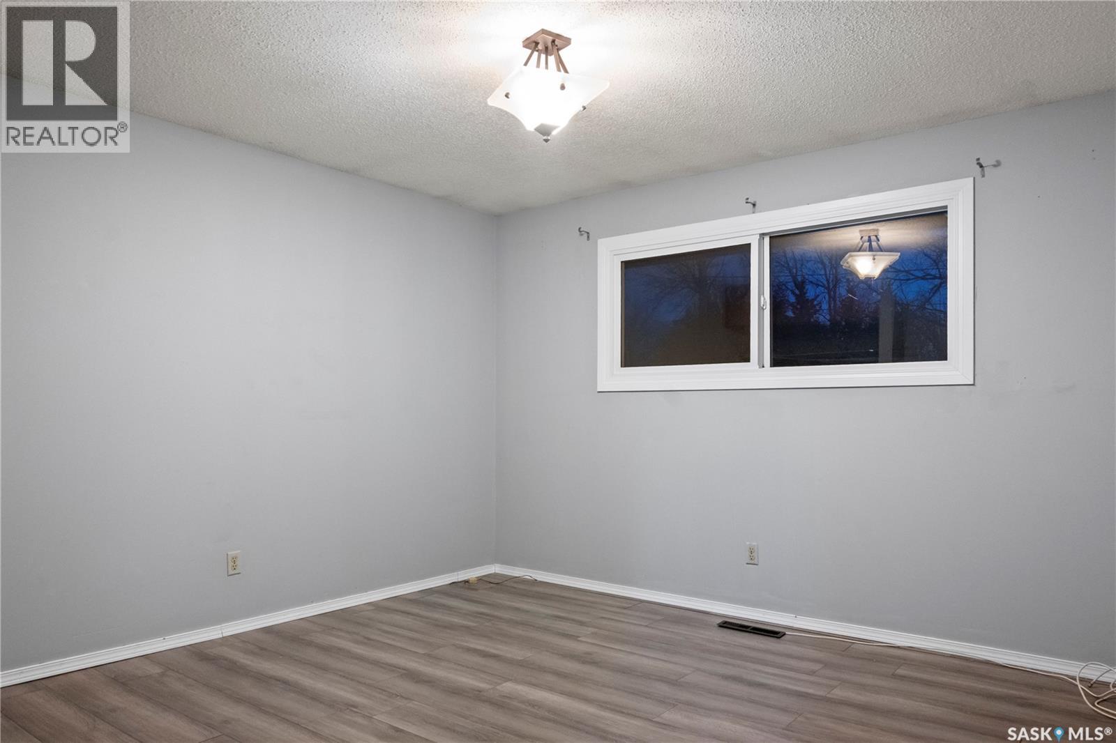 7 Hyde Avenue, Regina, Saskatchewan  S4R 3X8 - Photo 13 - SK023888