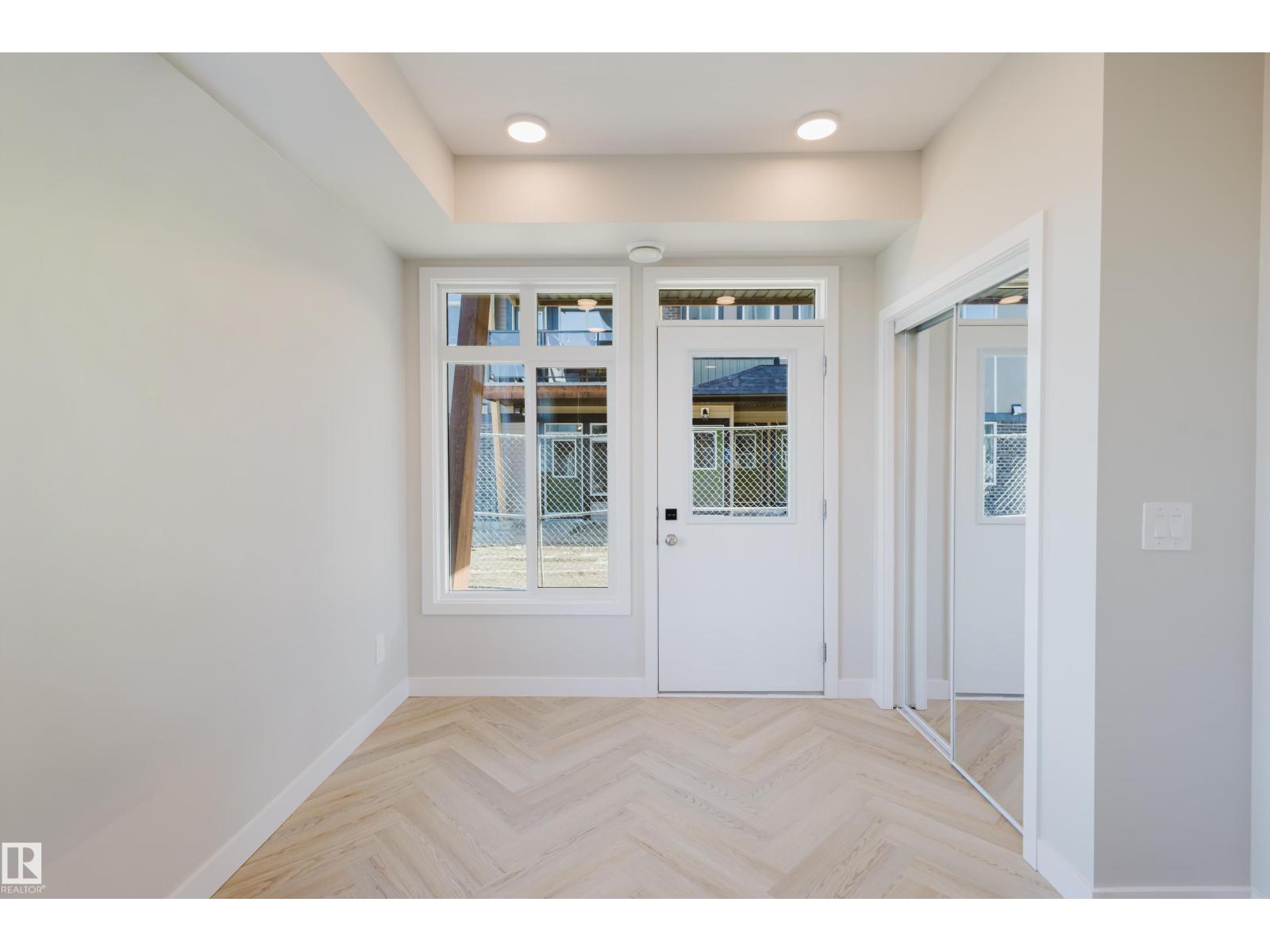 #42 16231 19 Av Sw, Edmonton, Alberta  T6W 5C6 - Photo 3 - E4465833