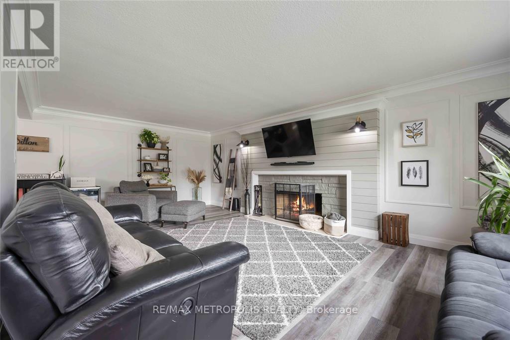 552 Cathcart Boulevard, Sarnia, Ontario  N7V 2N2 - Photo 7 - X12547560