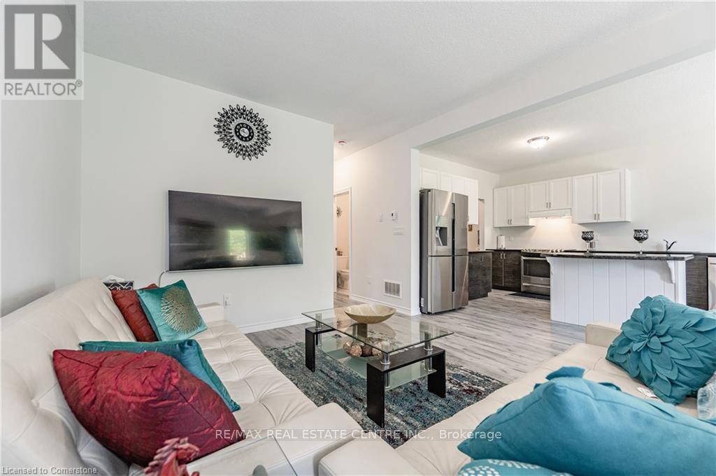 198 Jacob Street, East Zorra-Tavistock, Ontario  N0B 2R0 - Photo 9 - X12547580