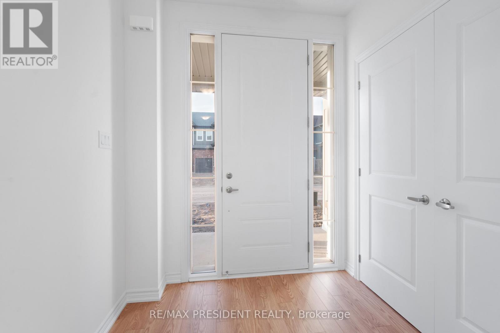 48 Brown Street, Erin, Ontario N0B 1T0 - Photo 3 - X12547438